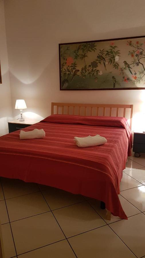 Apartamento Vittoria Marina Di بيتراسانتا المظهر الخارجي الصورة